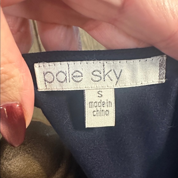 Pale Sky Navy Embroidered Sleeveless Blouse Small Boho Flowy Top - Picture 7 of 9